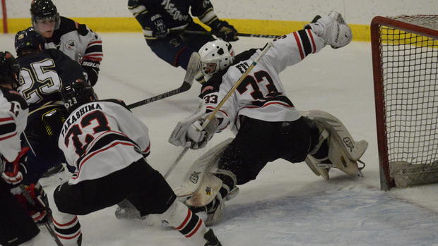 Goaltender Luke Fry commits to Trine University