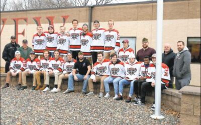 WarHawks meet some vets prior to Wednesday night showdown