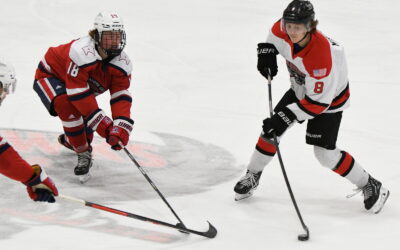 WARHAWKS SKATE TO A WEEKEND SPLIT