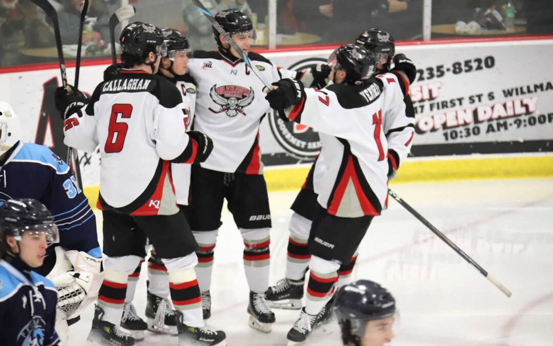 WARHAWKS GAIN 3 POINTS AND STAY IN THE PLAYOFF HUNT